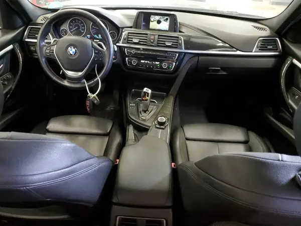 WBA8E1C50JA756258 2018 BMW 3ER - Image 8