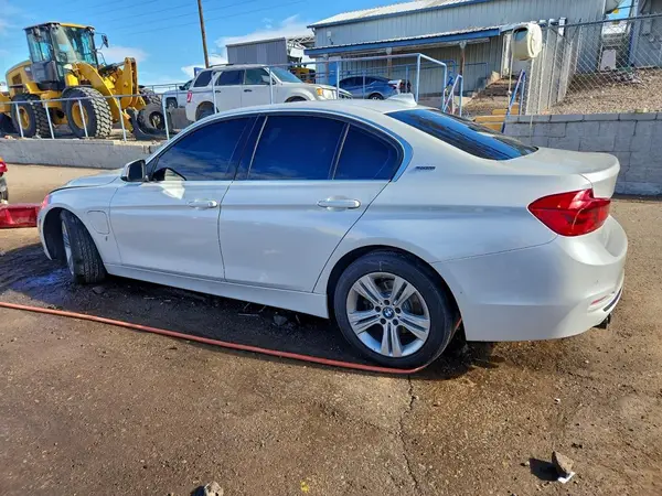 WBA8E1C50JA762920 2018 BMW 3ER - Image 2