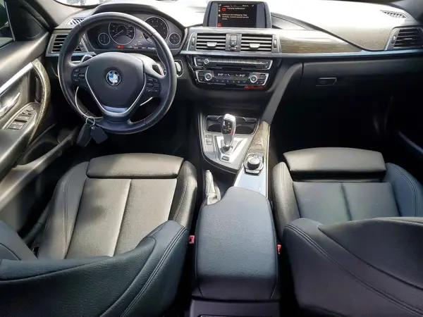 WBA8E1C51JA167557 2018 BMW 3ER - Image 8