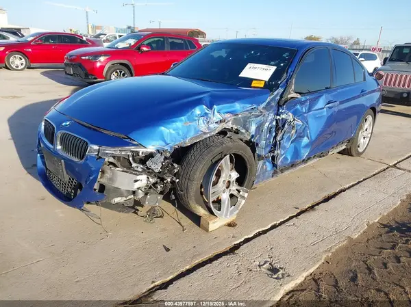 WBA8E1C51JA177876 2018 BMW 3ER - Image 2