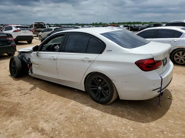 WBA8E1C51JA758486 2018 BMW 3ER - Image 2