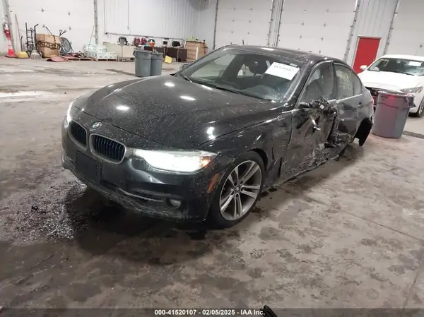 WBA8E1C51JA758861 2018 BMW 3ER - Image 2