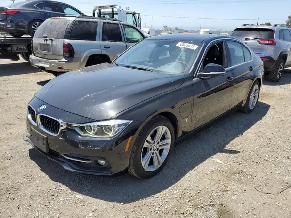 WBA8E1C51JA758911 2018 BMW 3ER - Image 1