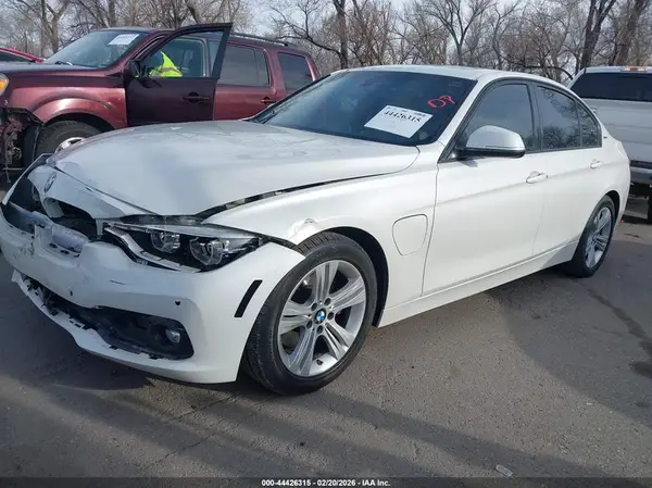 WBA8E1C52GK479776 2016 BMW 3ER - Image 2