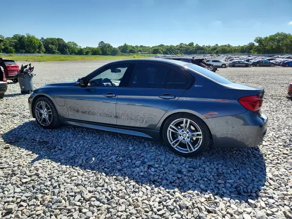 WBA8E1C53HK479898 2017 BMW 3ER - Image 2