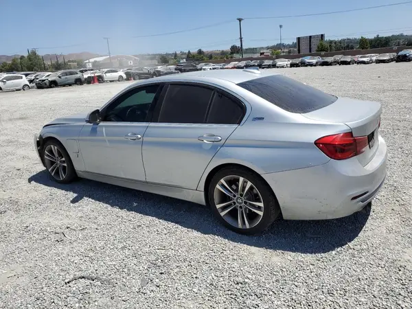 WBA8E1C53JA178169 2018 BMW 3ER - Image 2