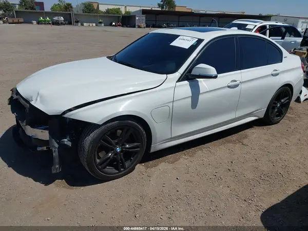 WBA8E1C53JA180116 2018 BMW 3ER - Image 2