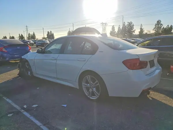 WBA8E1C54JA171456 2018 BMW 3ER - Image 2