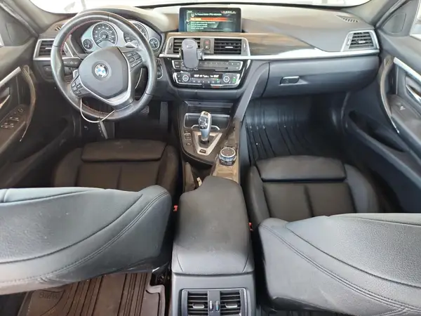 WBA8E1C56HK480043 2017 BMW 3ER - Image 8