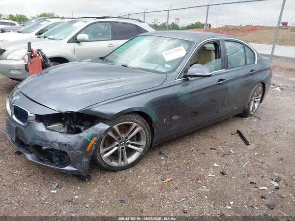 WBA8E1C56JA756460 2018 BMW 3ER - Image 2
