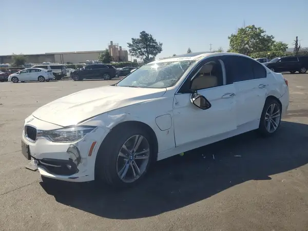 WBA8E1C56JA756703 2018 BMW 3ER - Image 1