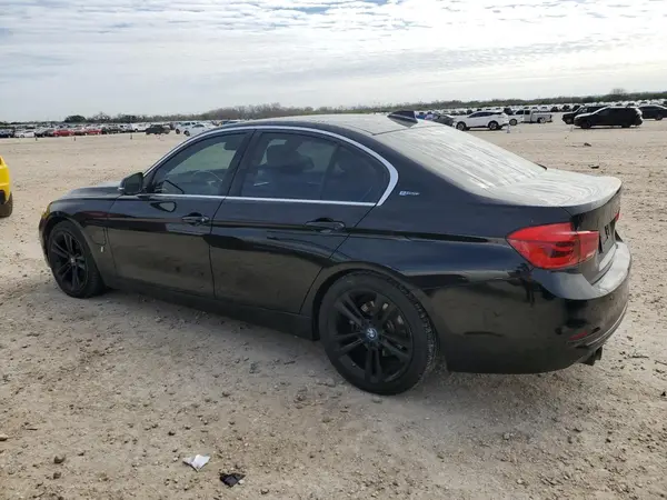 WBA8E1C56JA758869 2018 BMW 3ER - Image 2