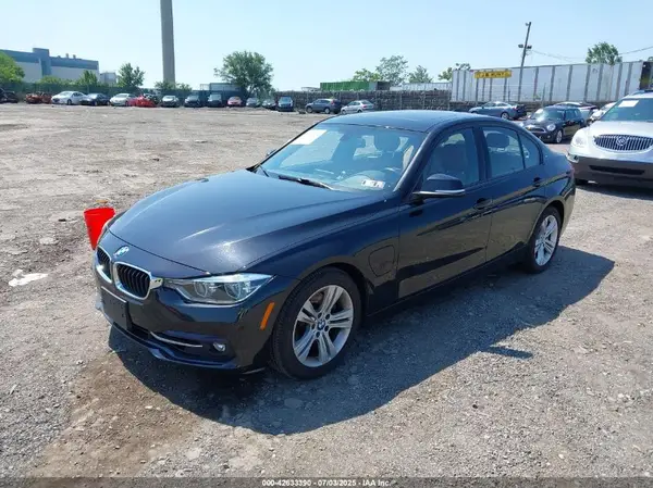 WBA8E1C57GK479613 2016 BMW 3ER - Image 2