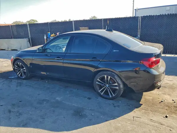 WBA8E1C57JA159415 2018 BMW 3ER - Image 2