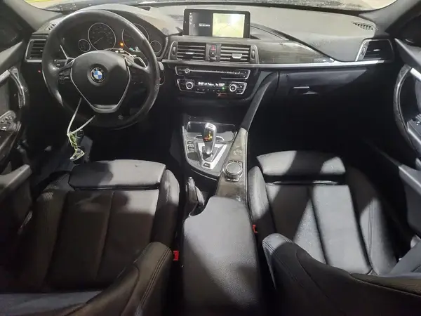 WBA8E1C57JA178045 2018 BMW 3ER - Image 8