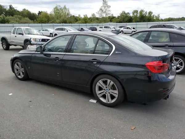WBA8E1C57JA758377 2018 BMW 3ER - Image 2