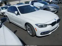 WBA8E1C57JA758475 2018 BMW 3ER