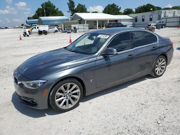 WBA8E1C58JA167698 2018 BMW 3ER - Image 1