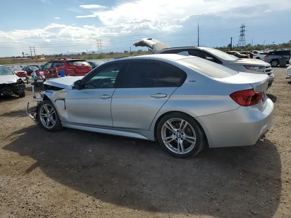 WBA8E1C58JA178040 2018 BMW 3ER - Image 2