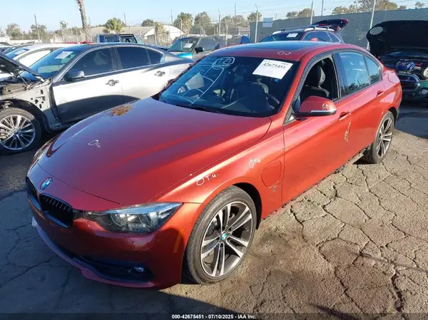 WBA8E1C58JA180256 2018 BMW 3ER - Image 2