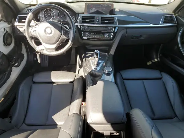 WBA8E1C58JA758694 2018 BMW 3ER - Image 8