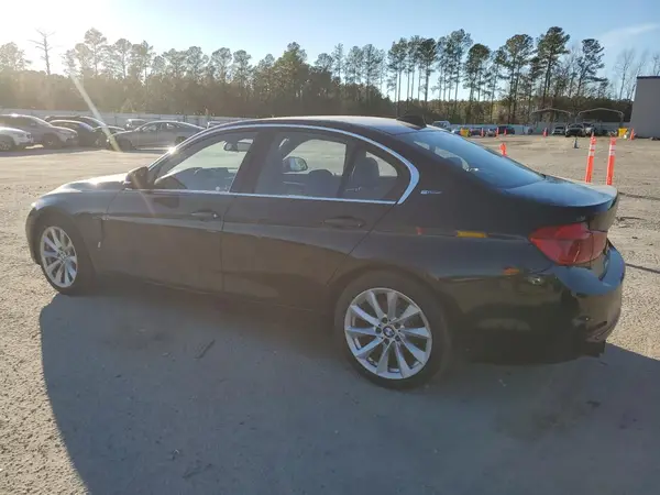 WBA8E1C59HK895180 2017 BMW 3ER - Image 2