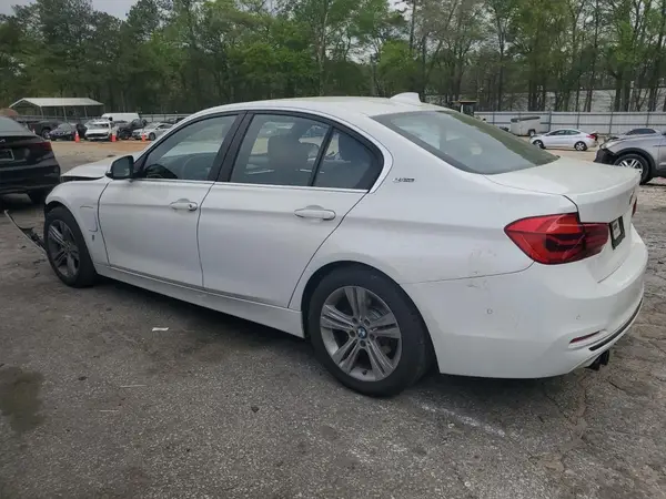 WBA8E1C5XHK480367 2017 BMW 3ER - Image 2