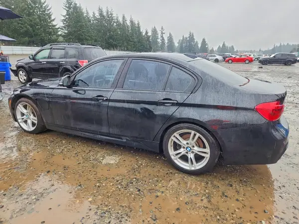 WBA8E1C5XJA165578 2018 BMW 3ER - Image 2