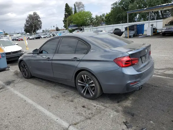 WBA8E1C5XJA177830 2018 BMW 3ER - Image 2