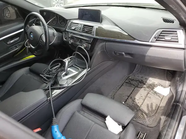 WBA8E1C5XJA177830 2018 BMW 3ER - Image 8