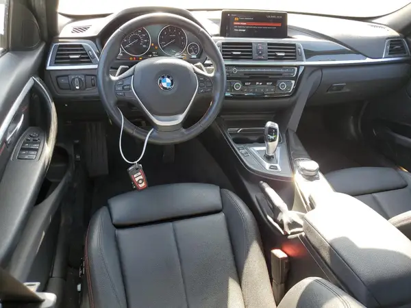 WBA8E1C5XJA756560 2018 BMW 3ER - Image 8