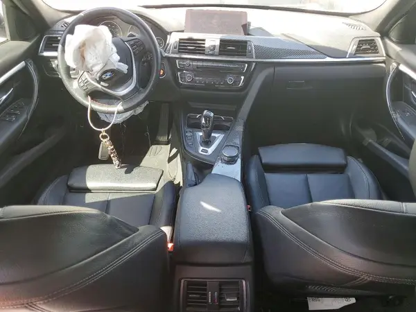 WBA8E1C5XJA756607 2018 BMW 3ER - Image 8