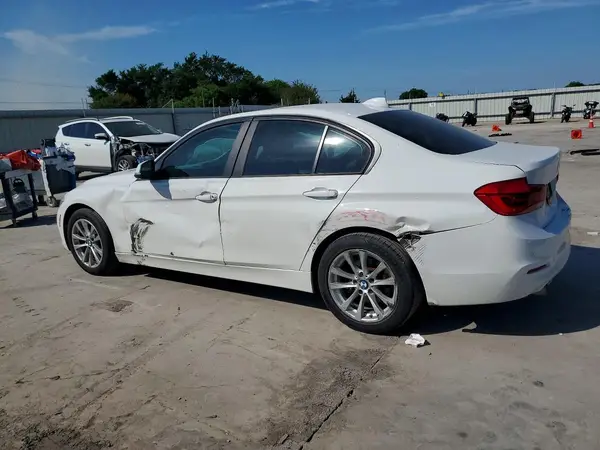 WBA8E1G30HNU16507 2017 BMW 3ER - Image 2