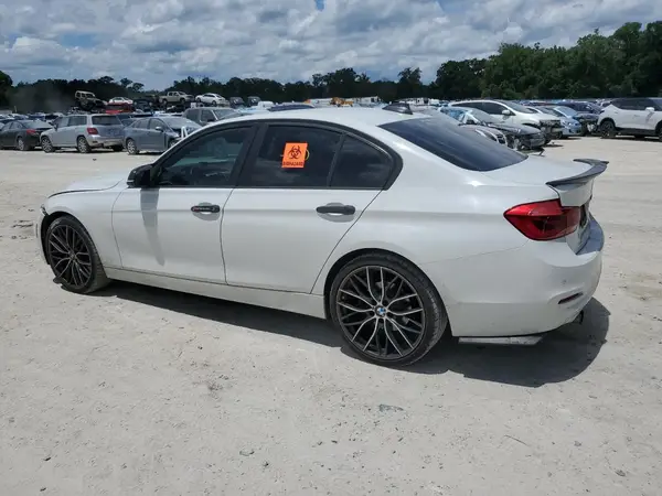 WBA8E1G30HNU17124 2017 BMW 3ER - Image 2