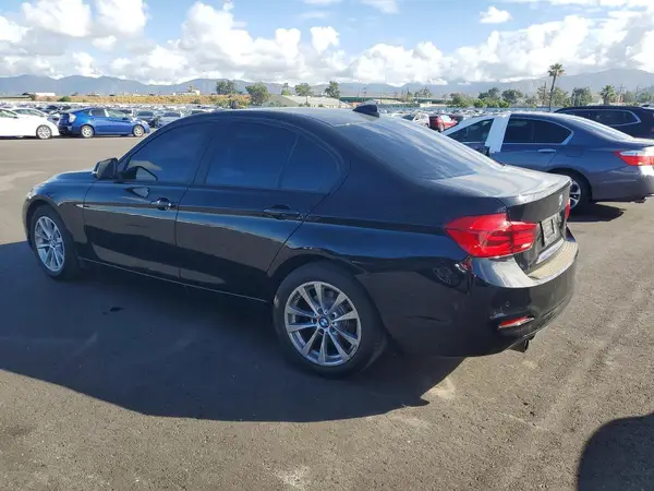 WBA8E1G30HNU17320 2017 BMW 3ER - Image 2