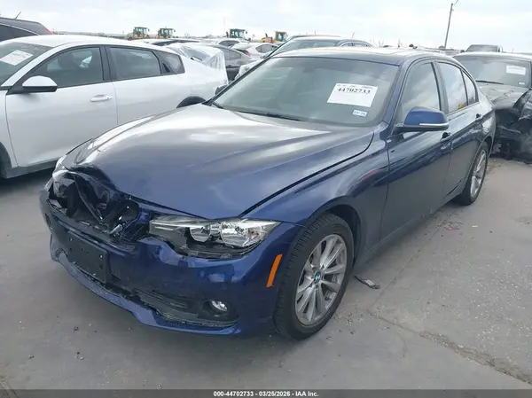 WBA8E1G30HNU18306 2017 BMW 3ER - Image 2