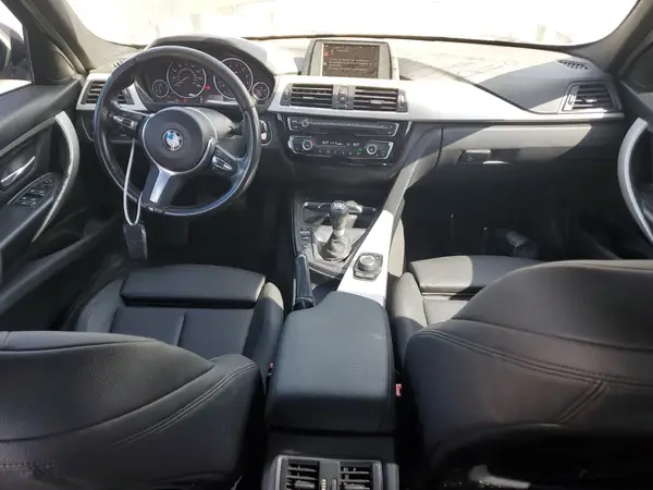 WBA8E1G31HNT7250X 2017 BMW 3ER - Image 8