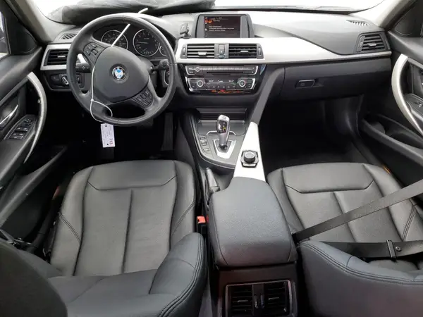 WBA8E1G32HNU16640 2017 BMW 3ER - Image 8