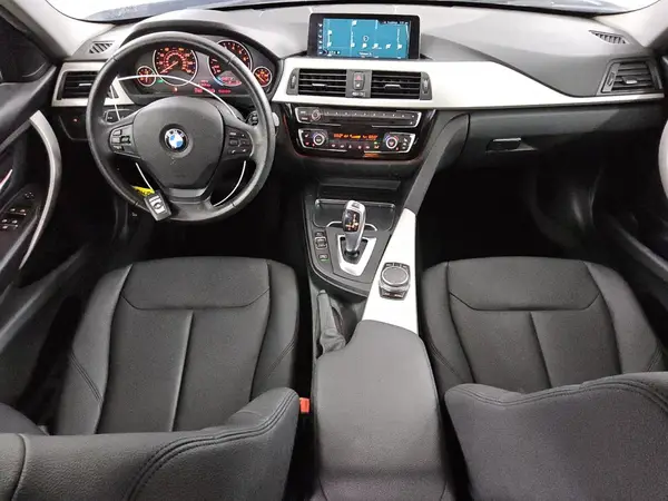 WBA8E1G32HNU17741 2017 BMW 3ER - Image 8
