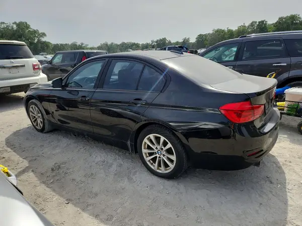 WBA8E1G32HNU18386 2017 BMW 3ER - Image 2