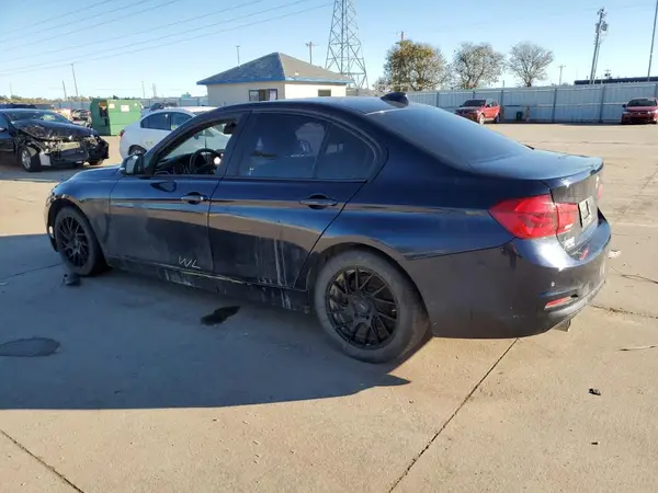 WBA8E1G33HNU15481 2017 BMW 3ER - Image 2
