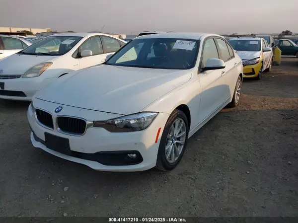WBA8E1G33HNU15531 2017 BMW 3ER - Image 2