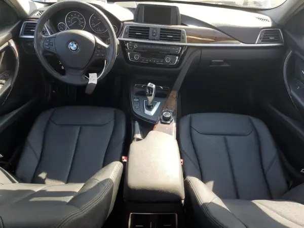 WBA8E1G33HNU18414 2017 BMW 3ER - Image 8