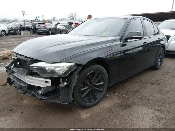WBA8E1G33HNU18459 2017 BMW 3ER - Image 2