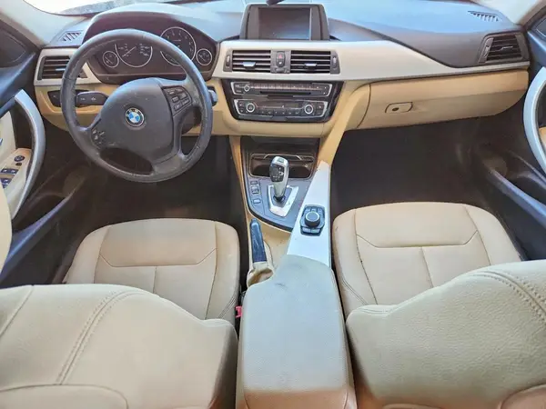 WBA8E1G33HNU18655 2017 BMW 3ER - Image 8