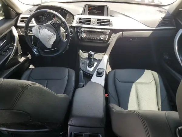 WBA8E1G34HNU16381 2017 BMW 3ER - Image 8