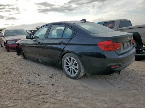 WBA8E1G34HNU16638 2017 BMW 3ER - Image 2
