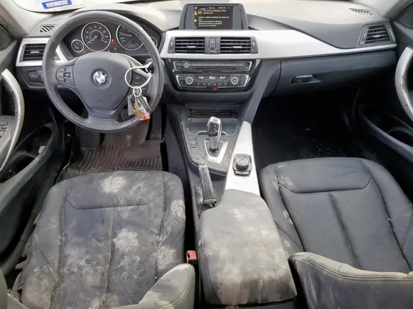 WBA8E1G34HNU16638 2017 BMW 3ER - Image 8