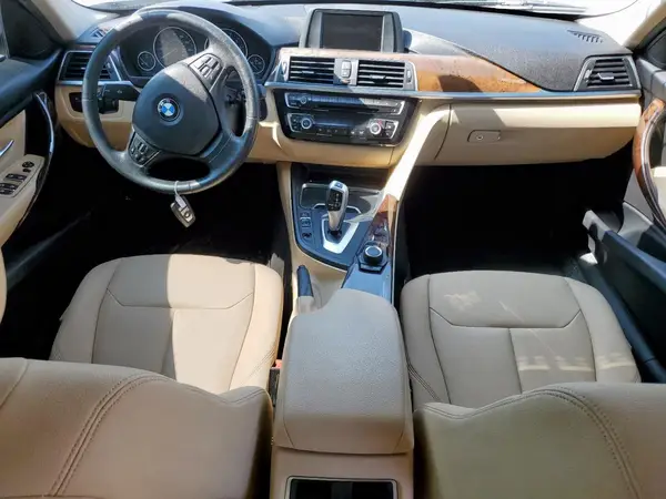 WBA8E1G34HNU18275 2017 BMW 3ER - Image 8