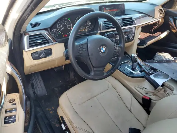 WBA8E1G34HNU18650 2017 BMW 3ER - Image 8